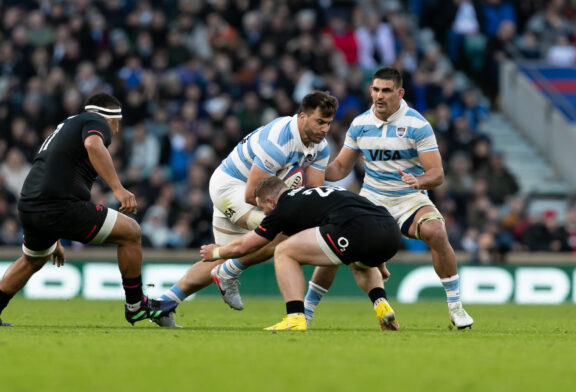 World Rugby recomendó reducir la altura del tackle por debajo del esternón