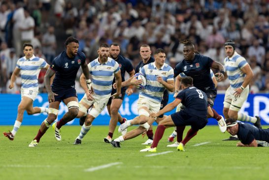 Dura derrota de Los Pumas ante Inglaterra, en el debut mundialista