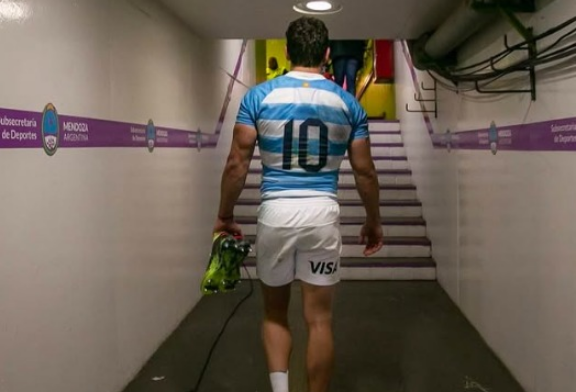 Nicolás Sánchez, anunció su retiro del rugby