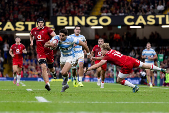 Contundente victoria de Los Pumas ante Gales, en Cardiff