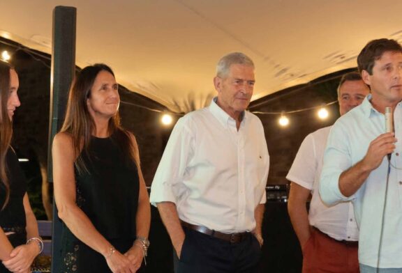 Los Tordos RC celebró sus 65 años: un brindis entre viñedos por la mística azulgrana